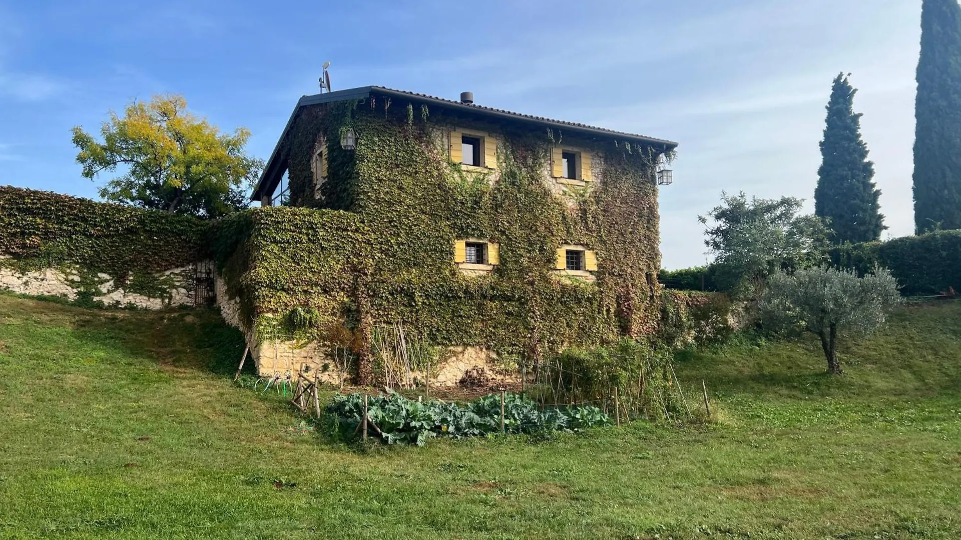 Ca' Del Buso Cottage Montecchio  0*, Montecchio (Verona) 이탈리아